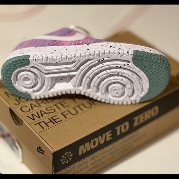 Nike Air Force 1 - Flyknit Crater - Picture 3 of 5